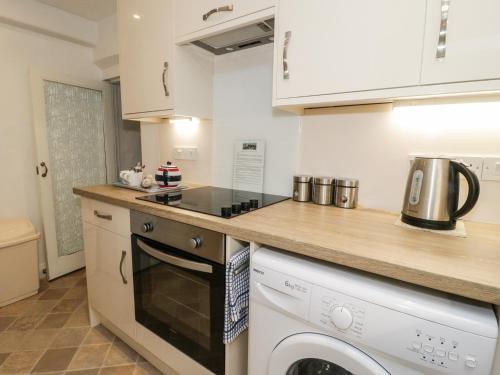 Fishermans Cottage Conwy - image 11