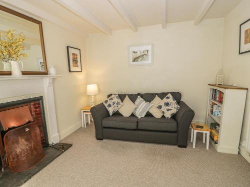 Old Post Cottage Haverfordwest - image 6