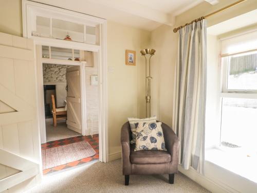 Old Post Cottage Haverfordwest - image 8