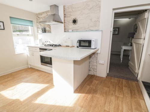 Old Post Cottage Haverfordwest - image 12