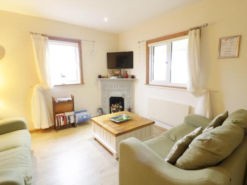 Llewelyn Lodge Aberystwyth - image 2