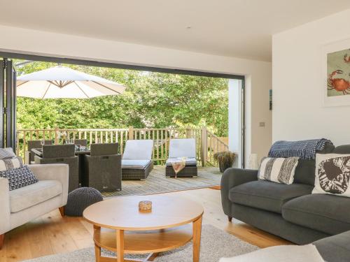 Garden House - image 3