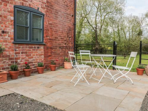 Granary 2 Hereford - image 8