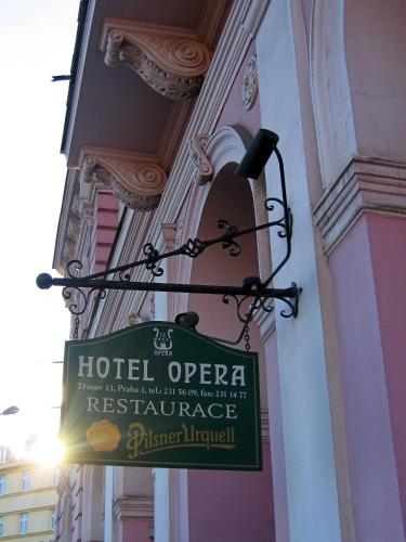 Hotel Opera - main image