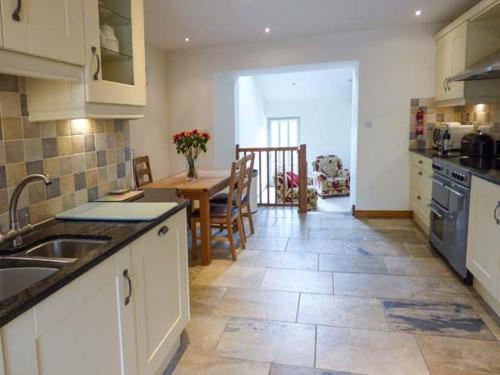 Ghyll Bank Barn Kendal - image 13