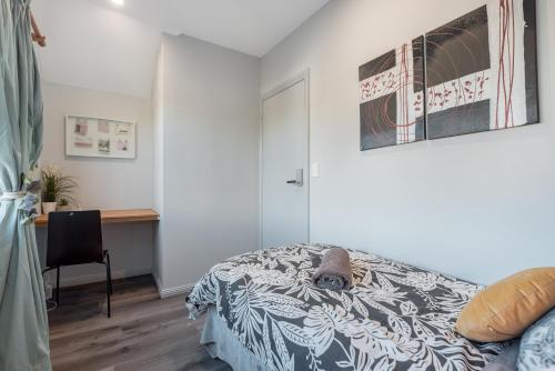 Boutique Private Rm situated in the heart of Burwood 5 - ROOM ONLY in Sydney