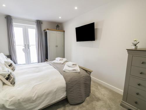 6 Bay View Benllech - image 6