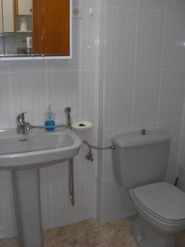Costy studio near the beach - image 10