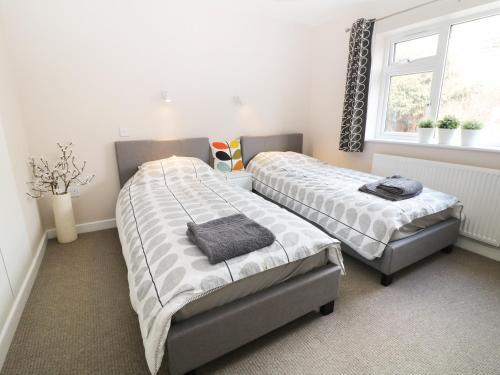 Glan Y Don Y Felinheli - image 5