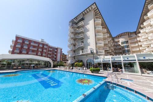 Palace Hotel - image 7