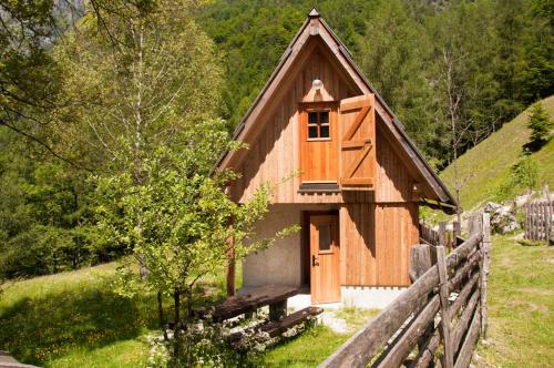 Cottages Kravanja