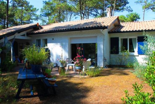 Charming house a few steps from the lake, free Wifi gîte à louer La ferme du Vallon