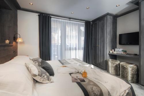 2 twin beds