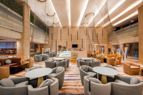 253543955 Holiday Inn Qingdao City Center by IHG - May 4th Square