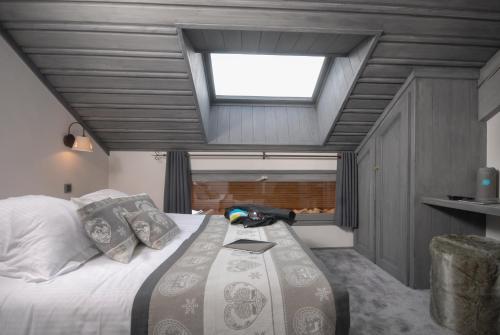 Small Single Room
