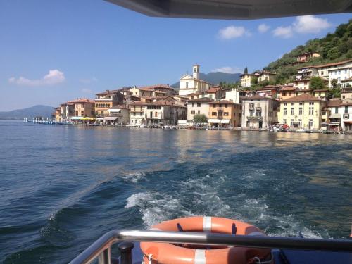 Iekārtas, Come una volta in Monte Isola