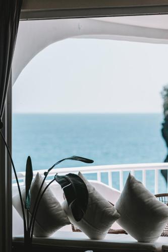 Yellow's Kenting B&B II