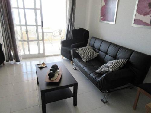 Appartment front of Los Locos beach - image 7