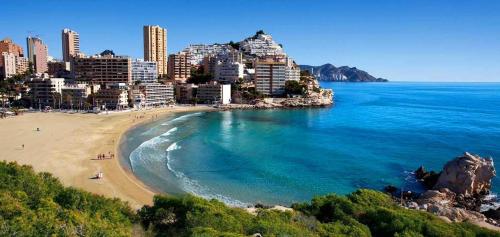 Apartamento Veremar zona tranquila con piscina jardines soleado y cerca de la playa de la cala para disfrutar el mediterran - image 5