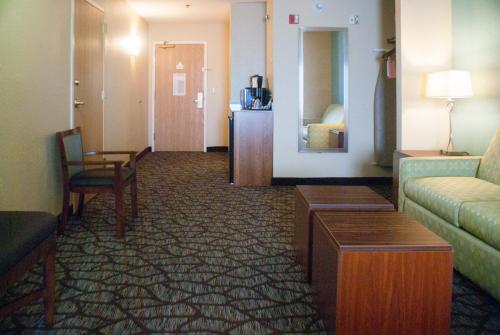 Holiday Inn Express & Suites Jacksonville South - I-295, an IHG Hotel