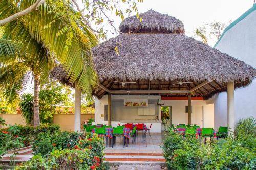 Restaurante, Hotel Parotas in Manzanillo