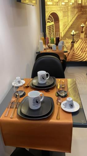 Food and beverages, La Lepre Napoli in Orto Botanico