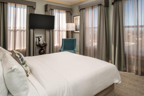 Business Class Room with One Double Bed