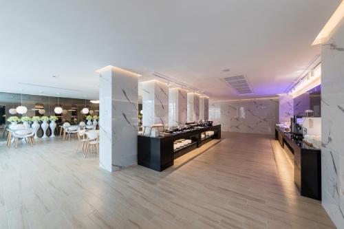 レストラン, Uya Motel in 新屋郷（シンウー）