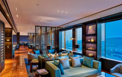 Facilities, Hyatt Regency Wuhan Optics Valley in Wuhan