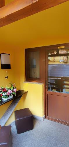 Casa Crown - image 8