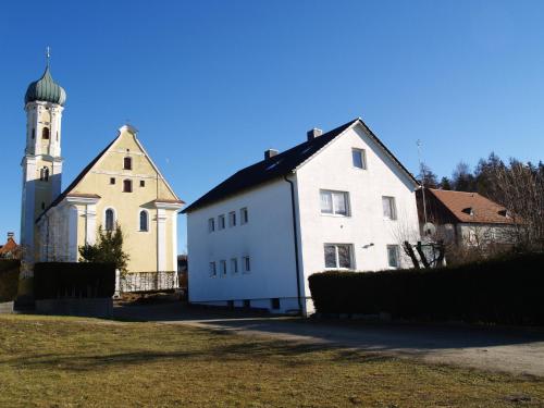 Ferienwohnung Beate 1 - Apartment - Ziemetshausen