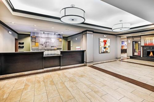 Holiday Inn Express Hotel & Suites Floresville By IHG - 숙소 외관