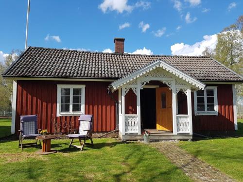 B&B Falköping - Lillastugan Sätuna - Bed and Breakfast Falköping