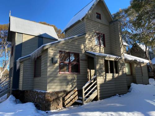 Accommodation in Avalon