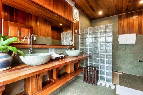 ステラ サンクチュアリ ロッジズ アット ポーリン ホット スプリングス