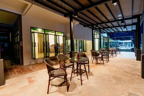 View, The Blue C Donsak in Don Sak