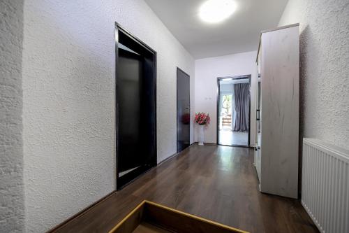 大堂, Apartman DORA in 阿蘭傑洛華茨