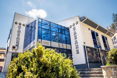 Зовнішній вигляд готелю, Park Luxury Rooms in Предял