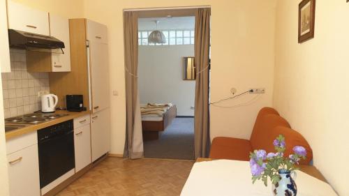 Kitchen, Seegasthof zur Landeroith in Weyregg Am Attersee