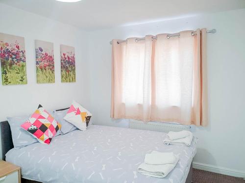 Airport Lounge - 3 Bed - 6 Persons, Manchester (photo 6)