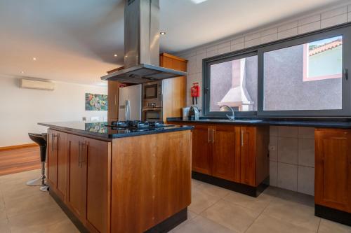 Canhas Views Canhas Views