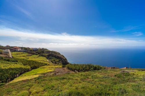 Canhas Views Canhas Views
