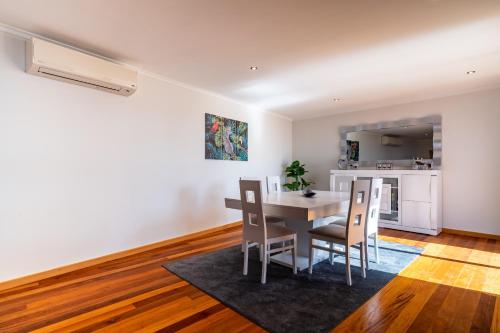 Canhas Views Canhas Views