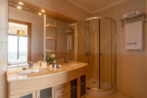 Canhas Views Canhas Views