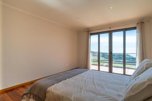 Canhas Views Canhas Views