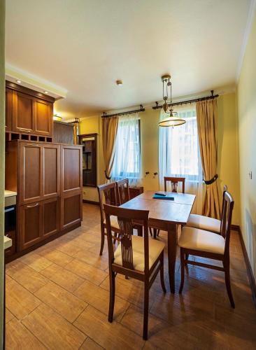 Two-Bedroom Superior Apartment (4 adults + 1 Adult or Child)