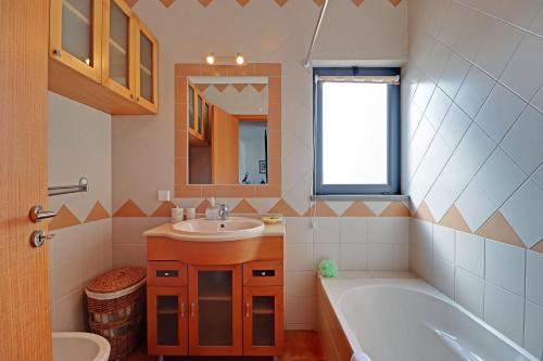 Pera Secret Garden & Pool by Homing - image 12