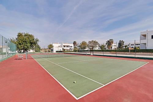 Pera Secret Garden & Pool by Homing - image 2