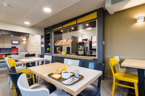 B&B Hôtel Tours Nord 2 La petite Arche - image 9