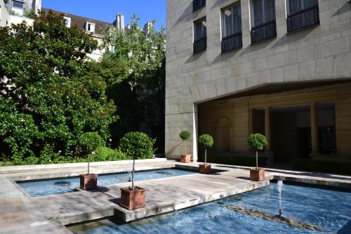 Assia & Nathalie - Luxury B&B MARAIS Paris